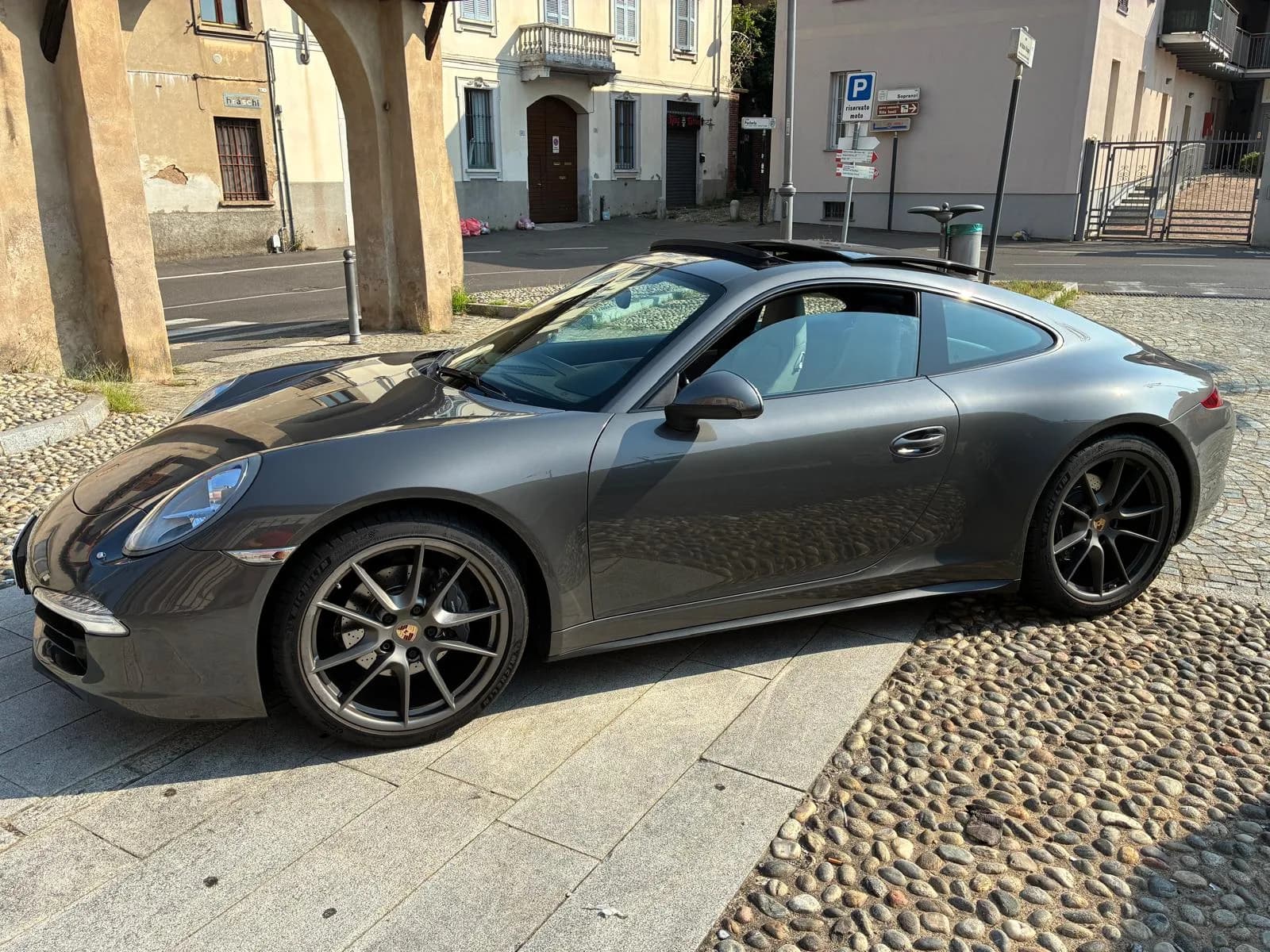 Porsche 991 Carrera 4